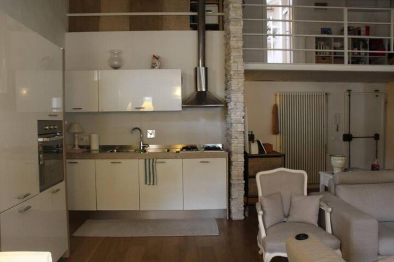 Cosy Flat In The Heart Of Флоренция Екстериор снимка