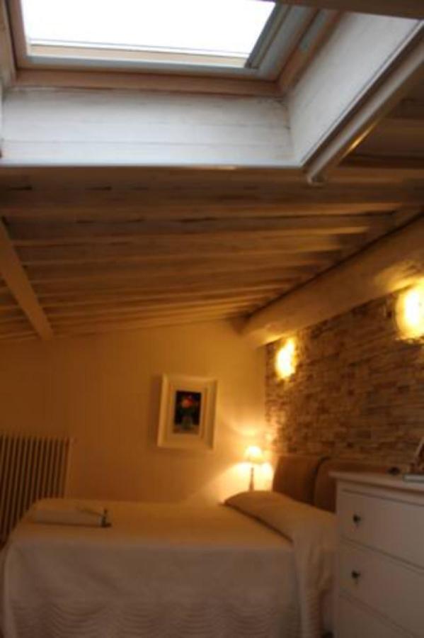 Cosy Flat In The Heart Of Флоренция Екстериор снимка
